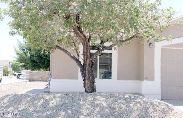 5040 GOLD RANCH Avenue Gallery 2