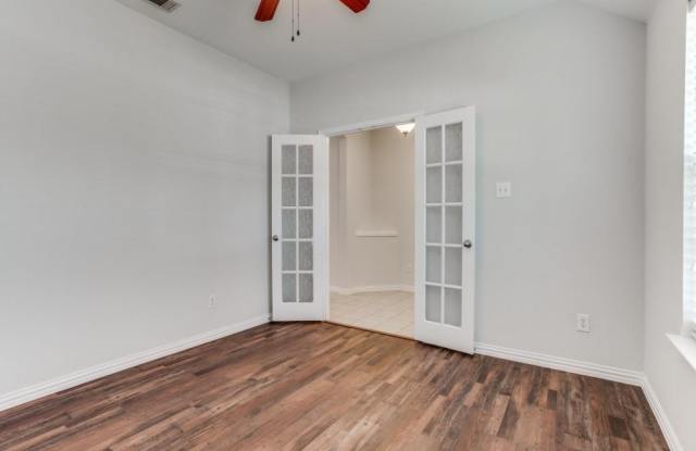 2104 Carrie Creek Drive Gallery 4