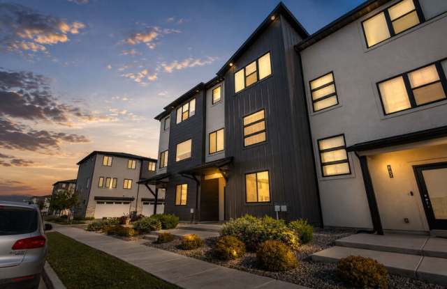 868 West 480 South photos photos