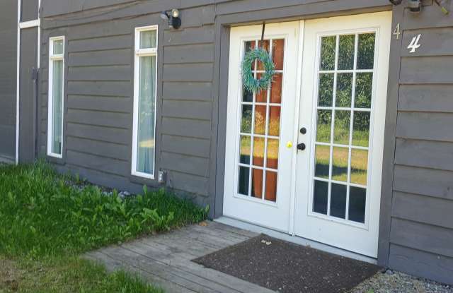 7460 Denelle Street - 4 Gallery 3