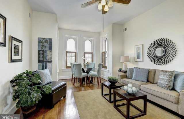 Spacious + Bright 1 Bedroom in Capitol Hill! photos photos Spacious + Bright 1 Bedroom in Capitol Hill! photos photos