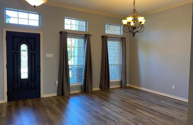 5402 Andover Gallery 3