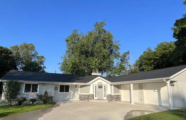 664 Azalea Avenue photos photos