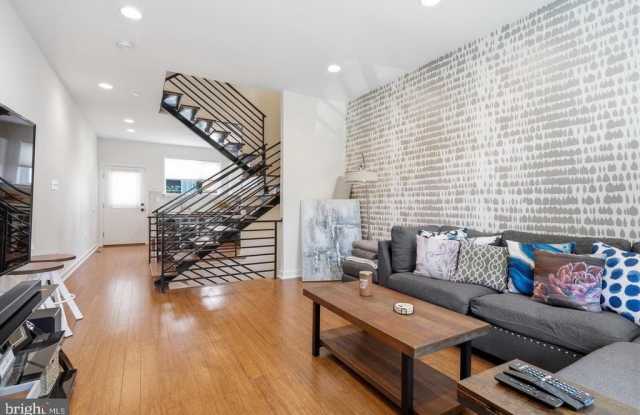 2709 CAMBRIDGE STREET Gallery 3