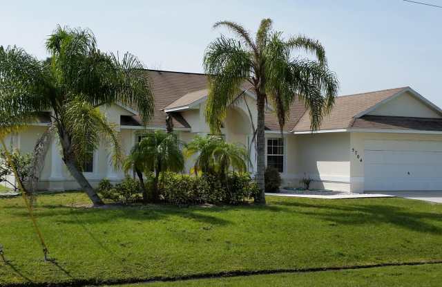 5704 NW Croton Avenue photos photos