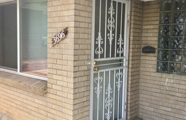 3696 Glencoe Street Gallery 2