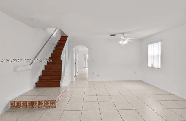 12990 SW 30th Ct Gallery 3