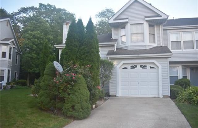 135 Magee Court - 135 Magee Court, Middlesex County, NJ 08816