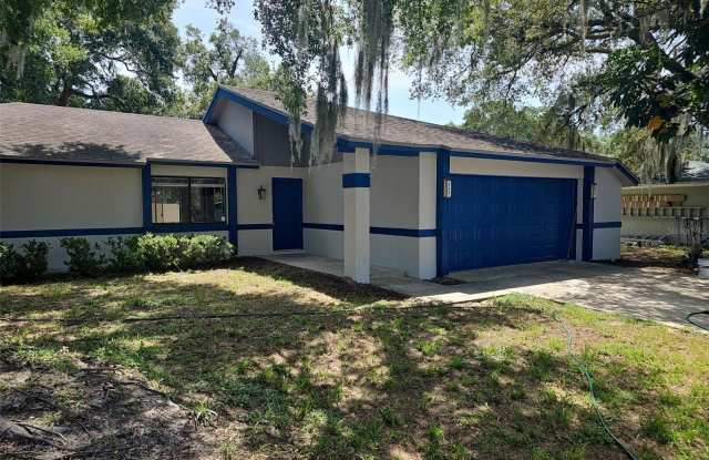 327 MEDFORD AVENUE - 327 Medford Avenue, Deltona, FL 32725
