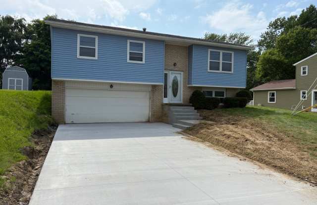 Southeast Erie 3 Bed with 2 Car Garage photos photos