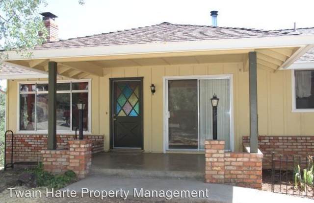 17385 Carlozzi Drive Gallery 2