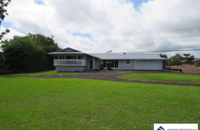 Beautiful, Spacious Modern Home photos photos