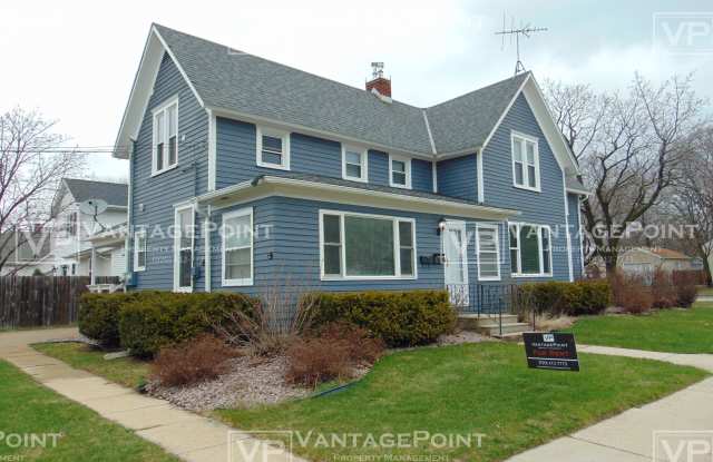 921 Chicago Street - Lower photos photos