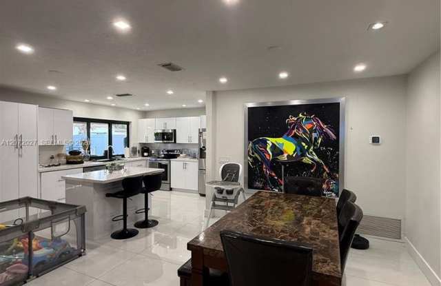 11450 NW 30th Place, Sunrise, FL 33323 Gallery 4