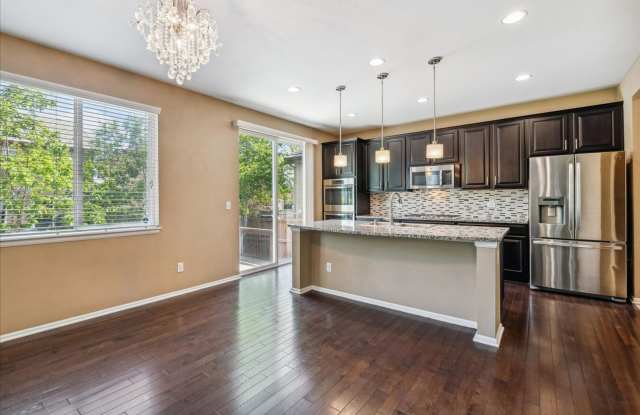 **Stunning 5 Bed, 3 1/2 Bath Home for Rent in Englewood CO** Gallery 3