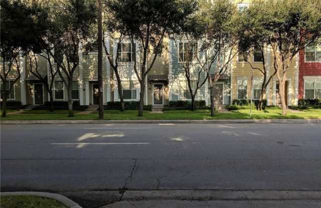 4121 Mckinney Avenue Gallery 3