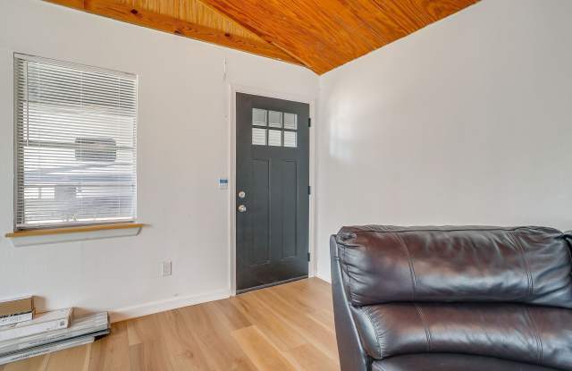 163 Giant Cedar Trail Gallery 4
