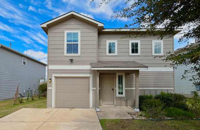 Beautiful and Unique 4 Bedroom Rental Home! Gallery 1