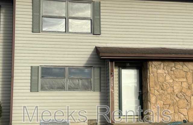 205 Fairway Gardens photos photos