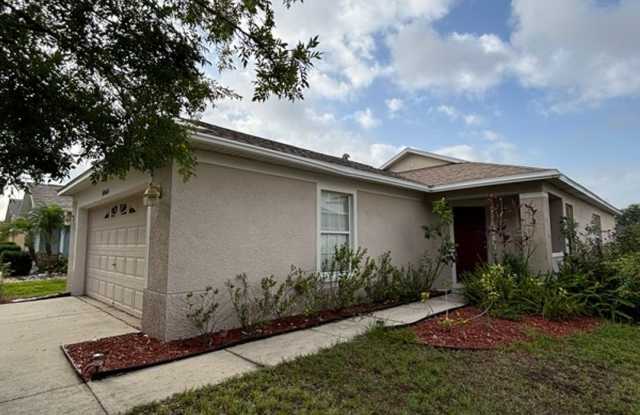 Discover the Lakeside 3 Bed 2 Bath Beautiful House!!! Make your home at this wonderful breath-taking Community! photos photos