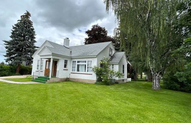 Fully furnished 3 bed 2 bath in Hamilton photos photos