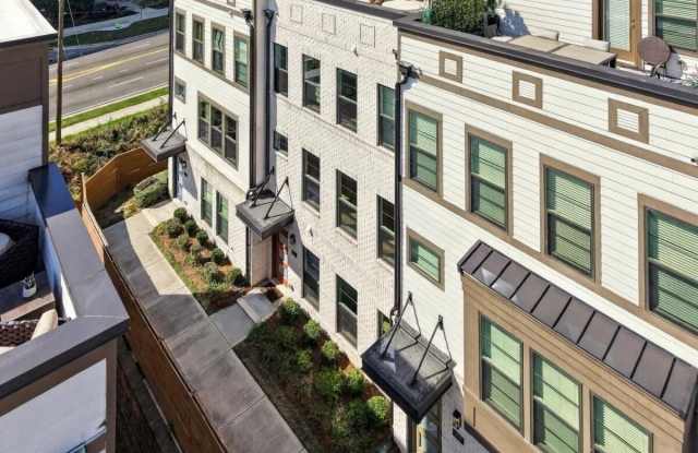 1045 Burnside Road NW Gallery 2
