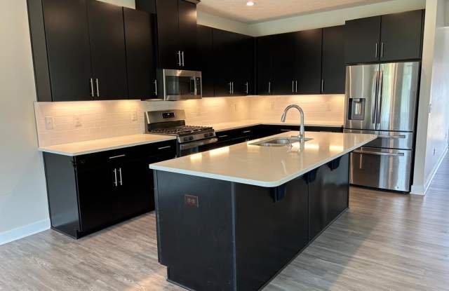 7905 Pinnacle Point Drive Gallery 2
