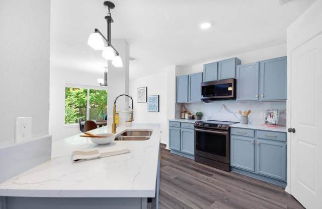 2203 Lexfield Ln photos photos