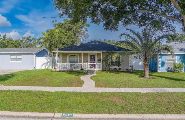 5054 17TH STREET N photos photos