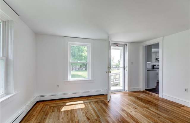 44 Paquins Lane Gallery 3
