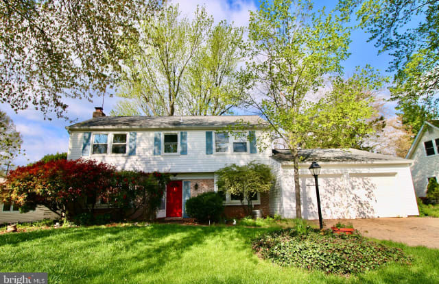 4439 MAJESTIC LANE - 4439 Majestic Lane, Greenbriar, VA 22033
