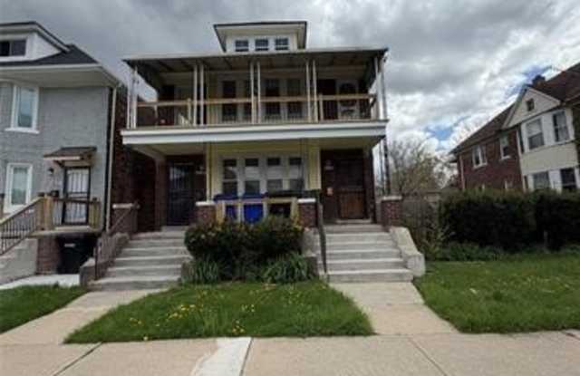 1435 W Euclid Street photos photos
