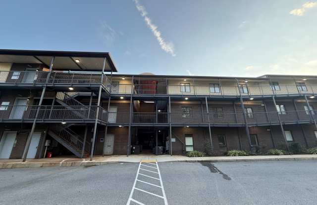 3211 CORPORATE Court Gallery 2