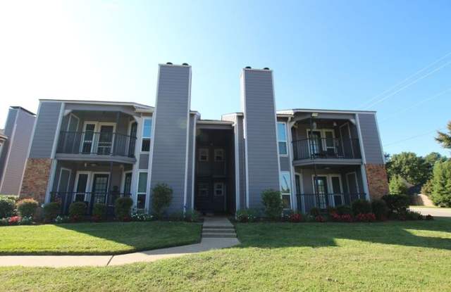 400 West Heritage Drive - 400 West Heritage Drive, Tyler, TX 75703