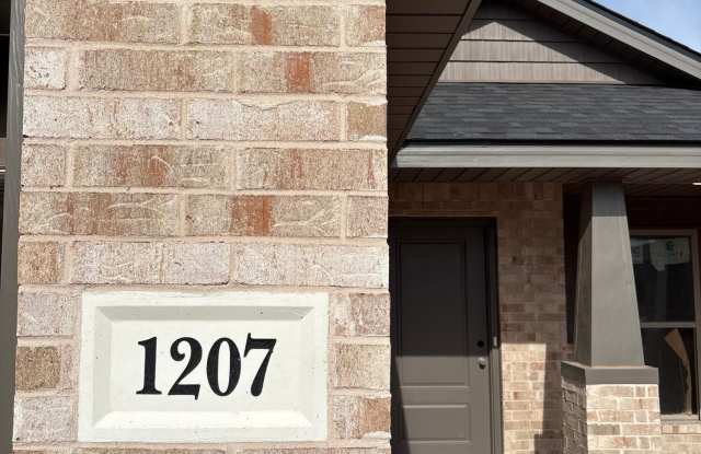 1207 Cottonwood Avenue photos photos