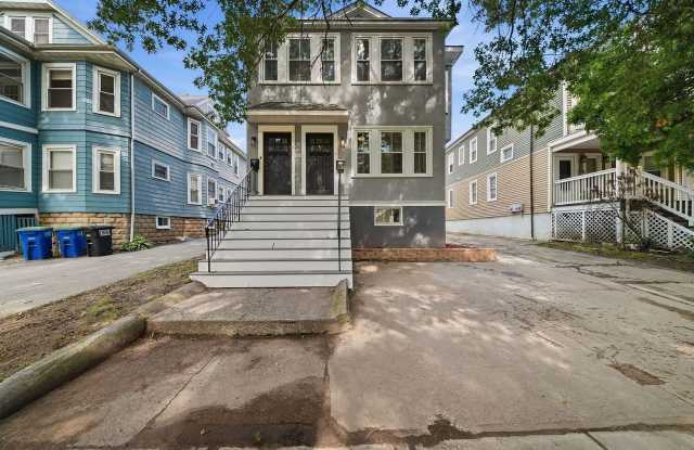 303 Alewife Brook Parkway Gallery 1