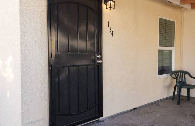 2 Bedroom 1 Bath with Washer and Dryer Hook-ups photos photos