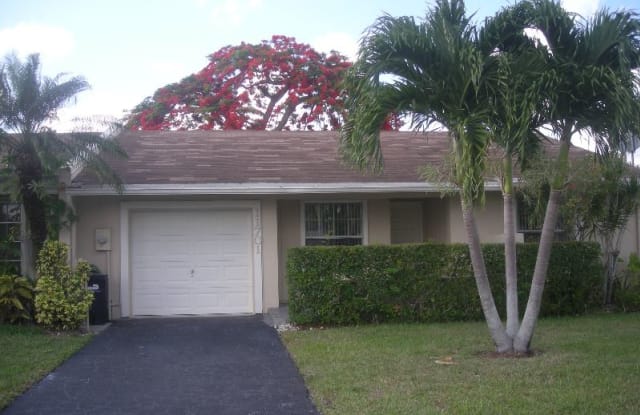11701 SW 108 Lane - 11701 Southwest 108th Lane, Kendall, FL 33186