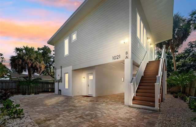 1021 DOUGLAS AVENUE photos photos