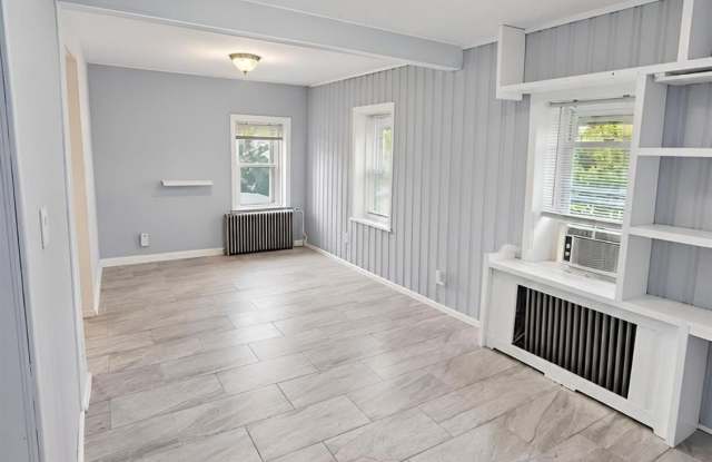 158 Lake Avenue Gallery 1