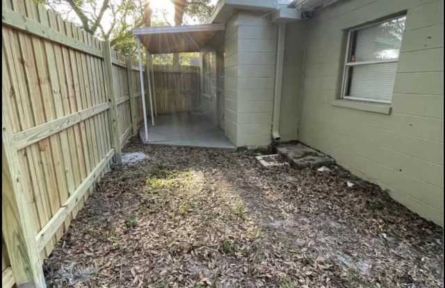 1605 E Maple Ave - 1605 East Maple Avenue, Tampa, FL 33604