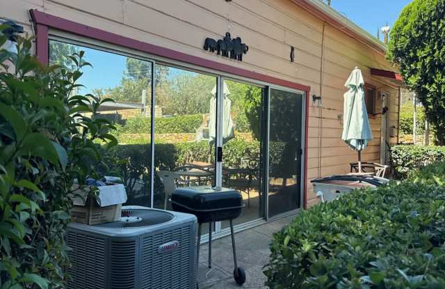 10125 Gilman St Gallery 2