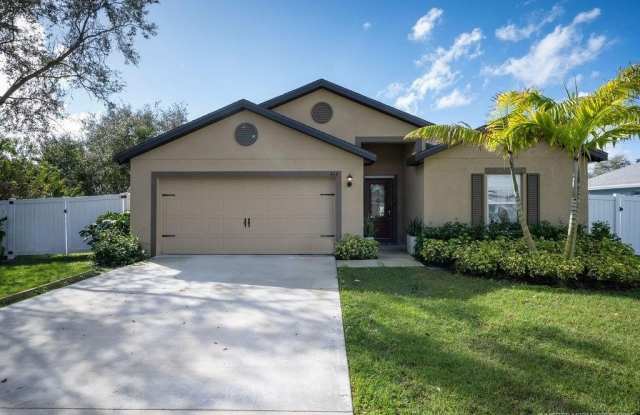 414 SW Dahled Avenue - 414 Southwest Dahled Avenue, Port St. Lucie, FL 34953 414 SW Dahled Avenue - 414 Southwest Dahled Avenue, Port St. Lucie, FL 34953
