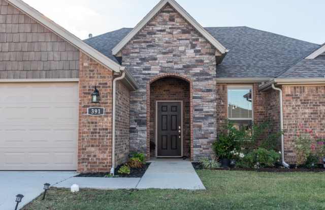 391 Holly Street photos photos