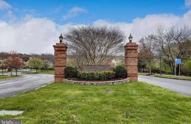 5968 WESTCHESTER PARK Drive Gallery 1