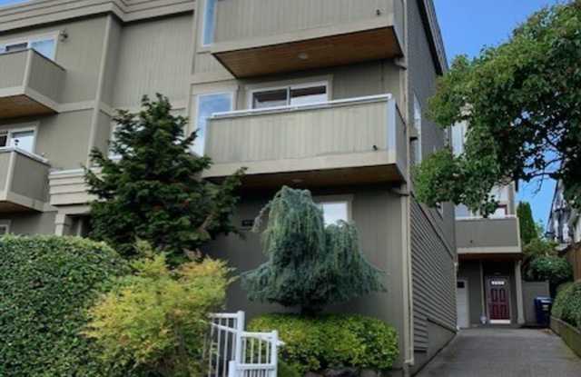 813 2nd Ave N Unit A - 813 2nd Avenue North, Seattle, WA 98109