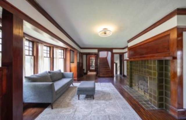 11417 Wade Park Avenue photos photos