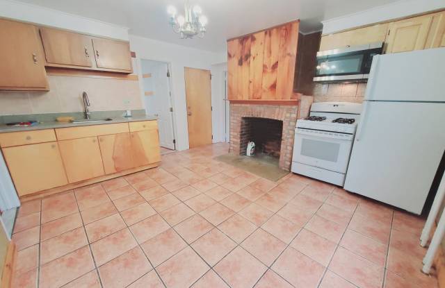 155 Hamilton Avenue - 155 Hamilton Avenue, Greenwich, CT 06830 155 Hamilton Avenue - 155 Hamilton Avenue, Greenwich, CT 06830