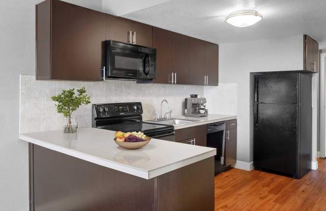 Parkway Flats Gallery 3