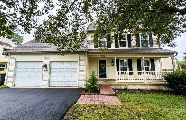 Amazing 3 Bed 2/2 Baths Single Family Home With Loft And Huge Fenced Yard In Afton Glen - 7802 Blue Jasmine Court, Newington Forest, VA 22153